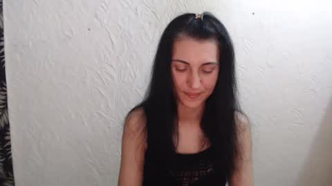 Snapshot of nensyfay_ chatting on May 2026 07:43:01 PM Nensy online show from May 2026 07:43:01 PM