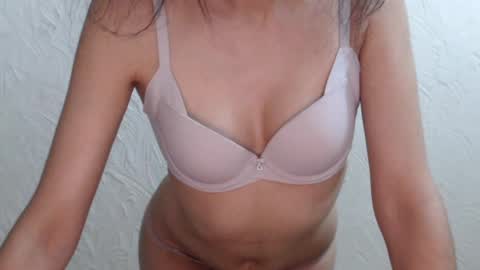 Nensy online show from July 2026 07:06:02 PM