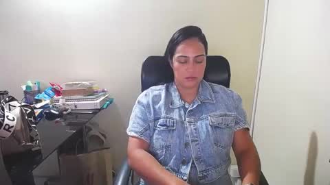 Snapshot of neny445 chatting on January 2025 12:29:01 PM kelly lopez online show from January 2025 12:29:01 PM