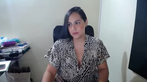 Snapshot of neny445 chatting on January 2025 01:21:01 PM kelly lopez online show from January 2025 01:21:01 PM