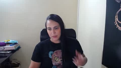 Snapshot of neny445 chatting on February 2025 06:46:01 PM kelly lopez online show from February 2025 06:46:01 PM