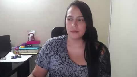 Snapshot of neny445 chatting on September 2025 08:42:01 PM kelly lopez online show from September 2025 08:42:01 PM