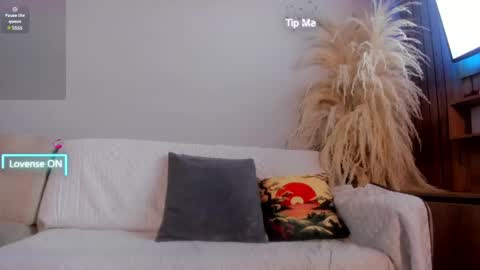 Snapshot of neo_dimou chatting on March 2025 08:35:01 AM Jordan online show from March 2025 08:35:01 AM