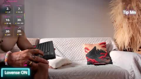 Snapshot of neo_dimou chatting on September 2025 11:11:01 AM Jordan online show from September 2025 11:11:01 AM