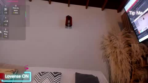 Snapshot of neo_dimou chatting on October 2025 11:31:02 AM Jordan online show from October 2025 11:31:02 AM