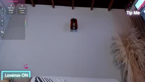 Snapshot of neo_dimou chatting on November 2025 11:14:01 AM Jordan online show from November 2025 11:14:01 AM