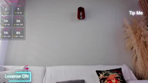 Snapshot of neo_dimou chatting on November 2025 12:05:02 PM Jordan online show from November 2025 12:05:02 PM