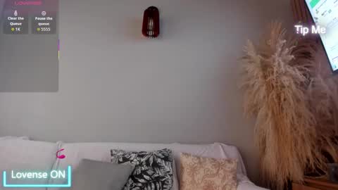 Snapshot of neo_dimou chatting on January 2026 12:19:01 PM Jordan online show from January 2026 12:19:01 PM