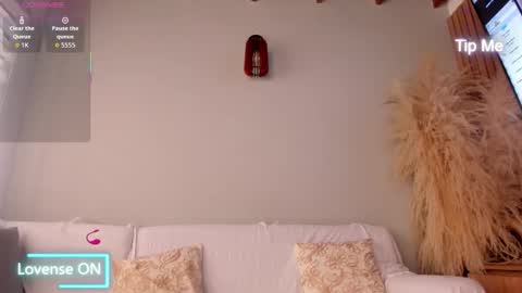 Snapshot of neo_dimou chatting on January 2026 12:29:02 PM Jordan online show from January 2026 12:29:02 PM