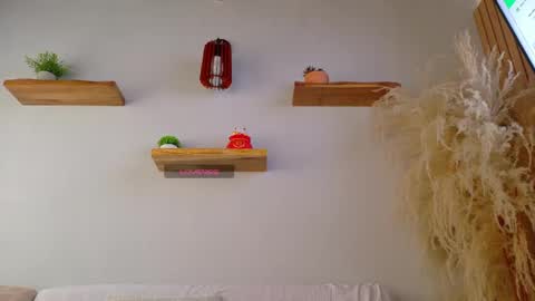 Snapshot of neo_dimou chatting on April 2026 12:21:01 PM Jordan online show from April 2026 12:21:01 PM