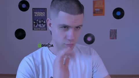 neo_raze_ online show from March 2026 08:26:02 PM