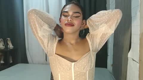 neomi online show from November 2025 06:46:01 AM