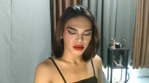neomi online show from May 2026 05:06:02 PM