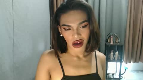 neomi online show from June 2026 05:57:01 PM