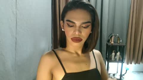 neomi online show from June 2026 06:29:02 PM