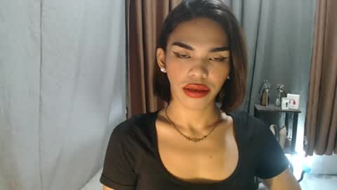 neomi online show from July 2026 07:41:02 PM