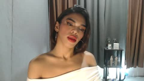 neomi online show from July 2026 01:03:01 AM