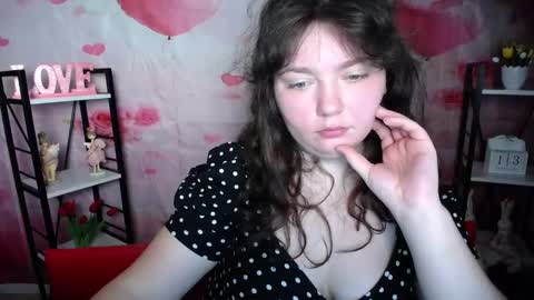 NeonilaLisova online show from February 2026 06:53:02 AM