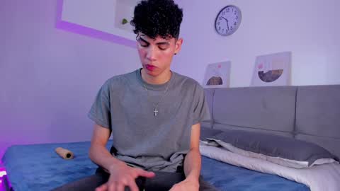 Snapshot of neoraptis chatting on December 2024 08:07:02 PM NeoRaptis jhonatan online show from December 2024 08:07:02 PM