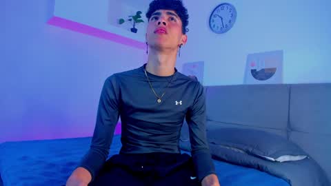 Snapshot of neoraptis chatting on January 2025 07:55:01 PM NeoRaptis jhonatan online show from January 2025 07:55:01 PM