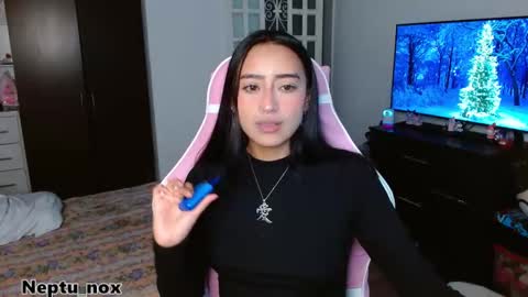 Neptu noxx online show from December 2025 08:16:02 PM