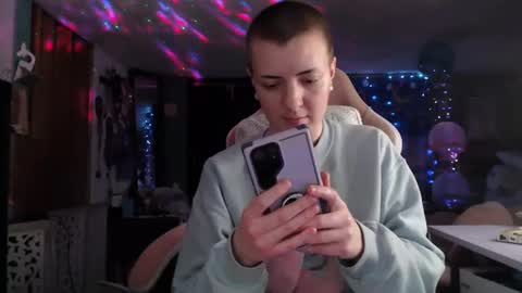 Snapshot of nerdy_squirty chatting on December 2024 09:39:02 AM NerdySquirty online show from December 2024 09:39:02 AM