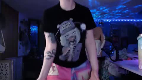 Snapshot of nerdy_squirty chatting on September 2025 06:13:02 AM NerdySquirty online show from September 2025 06:13:02 AM