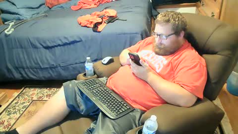 Snapshot of nerdychub4fun chatting on October 2025 02:10:01 AM nerdychub4fun online show from October 2025 02:10:01 AM