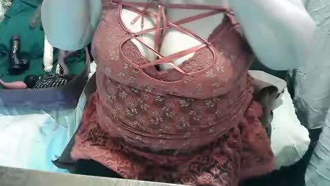 Snapshot of neslihan35 chatting on February 2025 10:07:02 PM neslihan online show from February 2025 10:07:02 PM