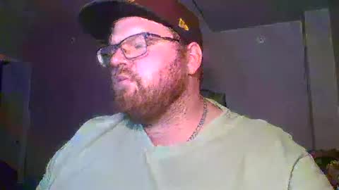 Snapshot of nessie_005 chatting on December 2024 04:25:01 AM Nessie 005 online show from December 2024 04:25:01 AM