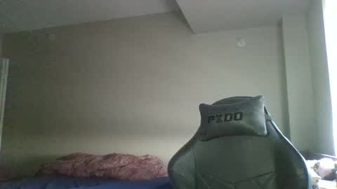 Snapshot of nessie_005 chatting on December 2024 10:13:01 PM Nessie 005 online show from December 2024 10:13:01 PM