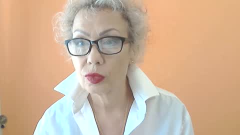 Snapshot of nessyjenixs chatting on September 2025 07:20:01 AM NessyJenixs online show from September 2025 07:20:01 AM