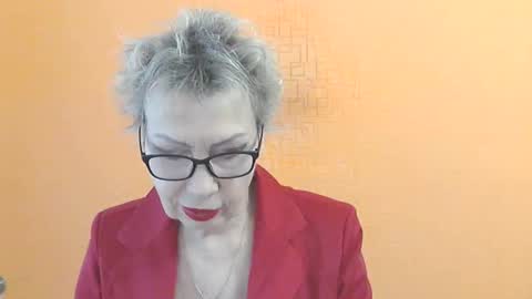 NessyJenixs online show from January 2026 09:33:01 AM