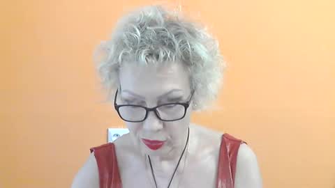 Snapshot of nessyjenixs chatting on May 2026 01:53:01 PM NessyJenixs online show from May 2026 01:53:01 PM