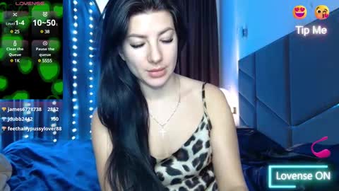 Snapshot of nessystar chatting on February 2025 06:30:01 AM Nessy online show from February 2025 06:30:01 AM