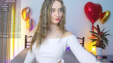 Snapshot of nestygrey chatting on February 2025 06:12:01 PM Nesty online show from February 2025 06:12:01 PM