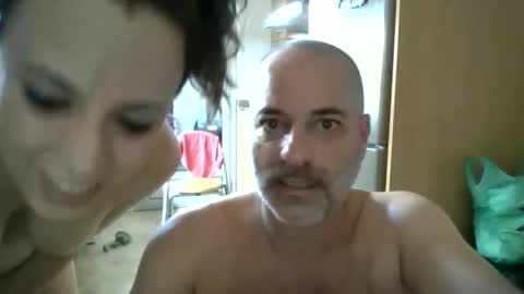 Snapshot of neuronas33 chatting on November 2025 08:26:02 AM Volsonov online show from November 2025 08:26:02 AM