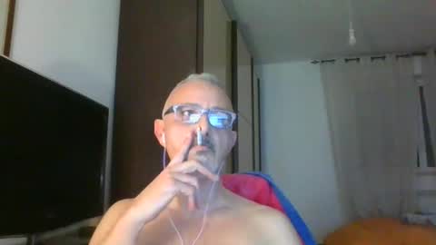 nevenerabis online show from December 2024 09:31:02 PM