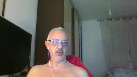 nevenerabis online show from January 2025 09:39:01 PM
