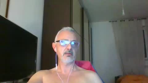 nevenerabis online show from March 2025 10:47:01 PM