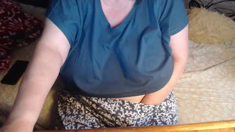 Lilly  online show from May 2026 03:34:01 AM