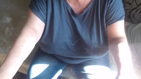 Snapshot of new_milf chatting on May 2026 06:10:02 AM Lilly online show from May 2026 06:10:02 AM