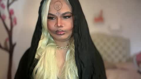 Snapshot of newbitch_intown69 chatting on October 2025 01:39:01 AM Jane online show from October 2025 01:39:01 AM