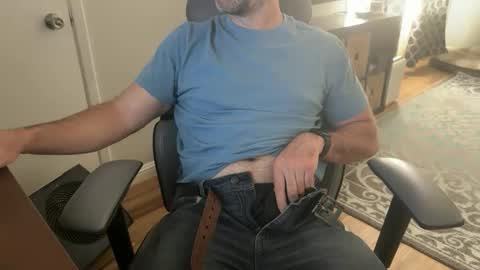 newguy_097 online show from October 2025 02:46:02 PM