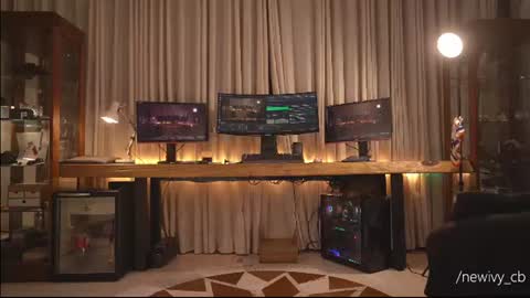 Ivy online show from July 2026 09:44:02 PM