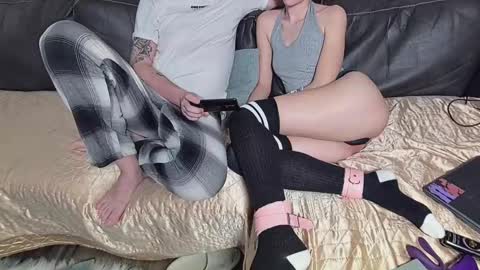 Snapshot of newvay chatting on January 2026 08:23:01 PM CrownChaos online show from January 2026 08:23:01 PM