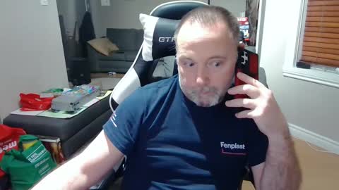 NewWorld online show from February 2025 10:33:01 PM