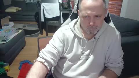 NewWorld online show from November 2025 07:40:03 PM