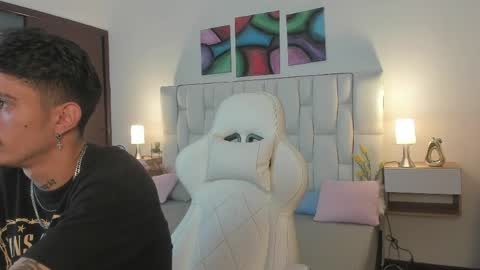 Snapshot of nextboywell1 chatting on April 2026 03:00:01 AM Yeison online show from April 2026 03:00:01 AM