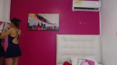 Snapshot of nextdoor_fantasy chatting on December 2024 03:35:01 AM nextdoor_fantasy online show from December 2024 03:35:01 AM